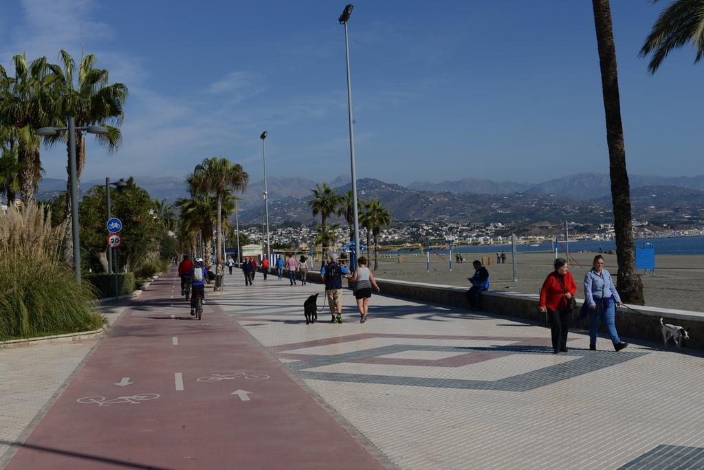 Apartamento Ancla 26 Torre Del Mar Bagian luar foto